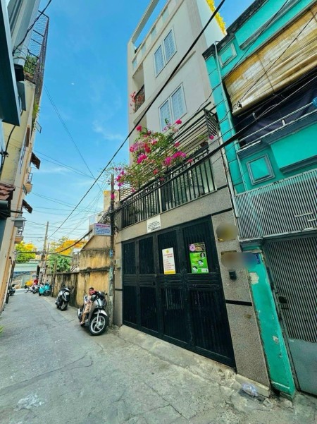 Nhà hxh cạnh Mặt Tiền Nguyên Hồng, 4.5 x 10m - nở hậu 5.9m,
