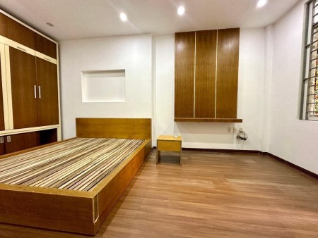 Hiếm Có Khó Tìm TT Mỹ Đình -Gần Bến Xe - 34m x 5 tầng chỉ 6.x Tỷ - Ngõ Thông Thoáng