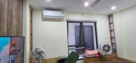 Quá rẻ! Siêu phẩm vào ở luôn, giá nhỉnh 3 tỷ tại phố Trần Duy Hưng, quận Cầu Giấy.