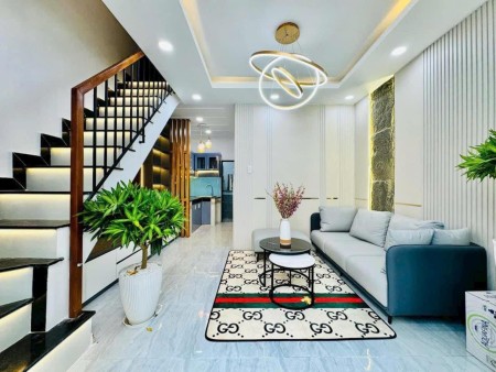 Bán nhà HXH đường Nguyễn Thái Sơn, P5, Gò Vấp. 33m2 2tỷ050 nhà SHR. Đang cho thuê 10 triệu/tháng