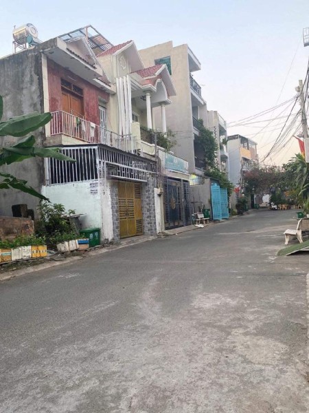 Bán Dãy Trọ - 120m2 - Hẻm 8m Thông - gần Đường Lã Xuân Oai - Tăng Nhơn Phú A - Quận 9 - Gía 6 Tỷ