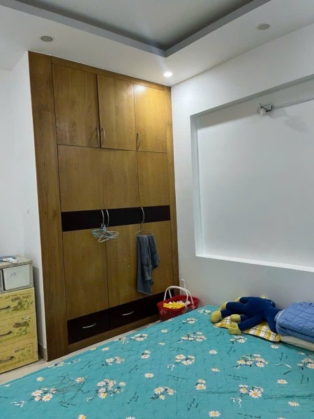 Bán nhà: Đường Hoàng Diệu 2, Linh Chiểu, Thủ Đức, 4 tầng mới đẹp, 60m2, 9.5 tỷ