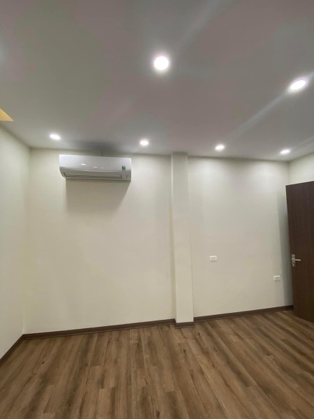 Bán nhà 8 tầng Đỗ Quang Cầu Giấy 100m2 MT 7.5m 32 tỷ Gara oto thông sàn ngõ to