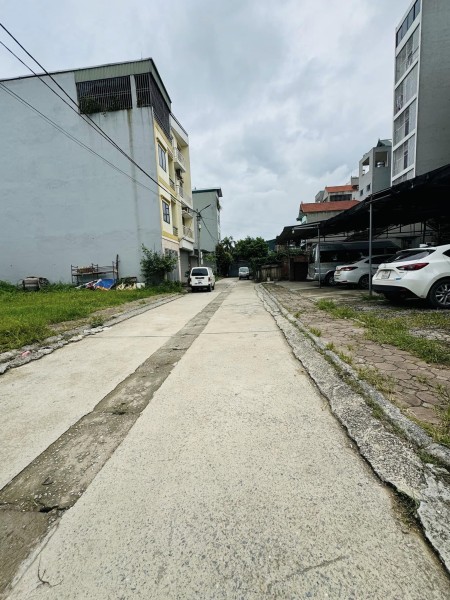 Đất Phân Lô Vuông Đẹp Hiếm Gặp - Diện Tích 86,1m2 - Cách Mặt Phố 70m