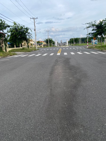 Cần Bán Đất Khu Hành Chính Bàu Bàng giá 650trieu/100m2