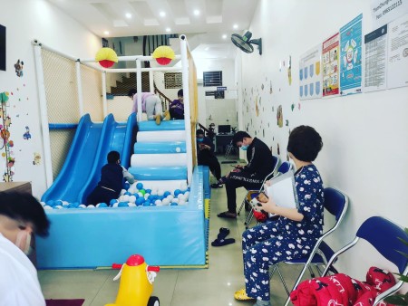 Chính chủ cho thuê nhà 3 tầng, 60m2, mặt đường ngọc hồi, phù hợp kinh doanh kết hợp nhà ở