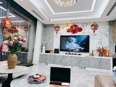 Bán Gấp Nhà Kinh Doanh CCMN ở Hồ Đức Diễn