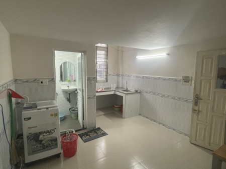 Phòng trọ dịch vụ, 160 Nguyễn Văn Quỳ, p. Phú Thuận, Quận 7, 25m2, nội thất cơ bản, gần KCX, Phú Mỹ