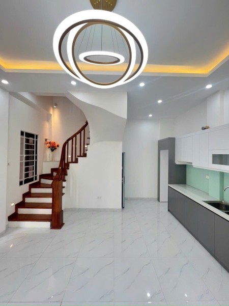 Bán Căn Nhà 5 Tầng Ở Chợ Vân Canh - Xuân Phương - Hoài Đức