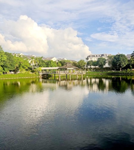 Bán BT Lô Góc View hồ Xuân Phương. DT: 155m2 xây 4T, Giá 27,5 tỷ.