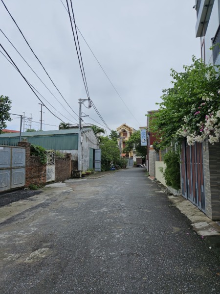 Đi đến slide 4