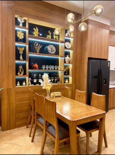 Bán nhà Ngô Gia Tự, Gần cầu Đông Trù, Diện tích 40m2, chỉ với 4,4 tỷ