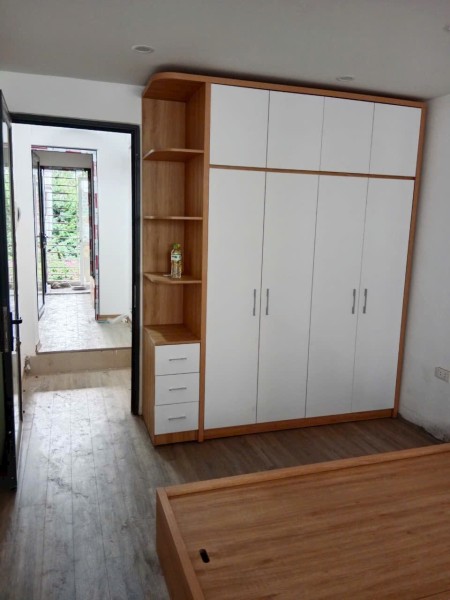 Bán Nhà Gần Đường Đại La, Hai Bà Trưng 80m, giá 2.78 tỷ.