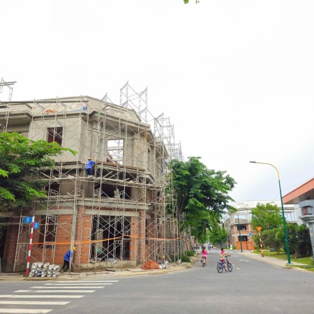 Đi đến slide 2