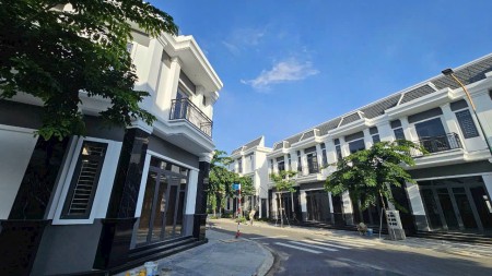 Đi đến slide 8