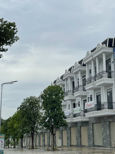 Đi đến slide 3