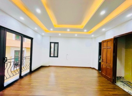 Bán nhà 6 tầng khu phân lô quân đội đường Nguyễn Ngọc Nại, ô tô đỗ sát nhà, giá 12 tỷ