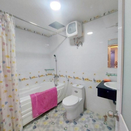 Căn hộ 80m2, 2p ngủ,2wc,nội thất, chung cư Ruby garden Tân Bình giá 9,5tr