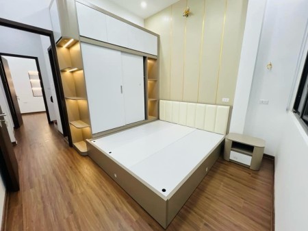 BÁN NHÀ THÁI THỊNH, NỘI THẤT LUNG LINH, 40M2 CHỈ 7,5 TỶ