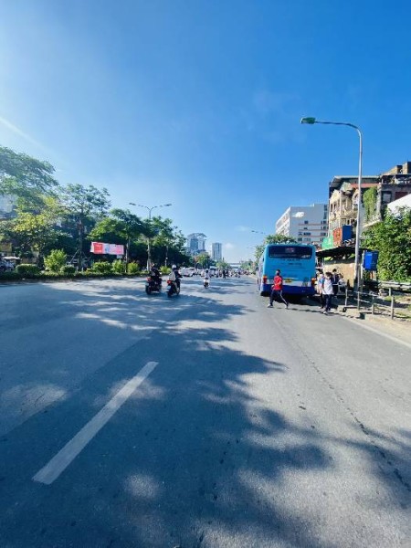 Bán nhà 95m2, mặt tiền 8m, mặt phố lớn, trung tâm quận Hai Bà Trưng, chỉ 9 tỷ