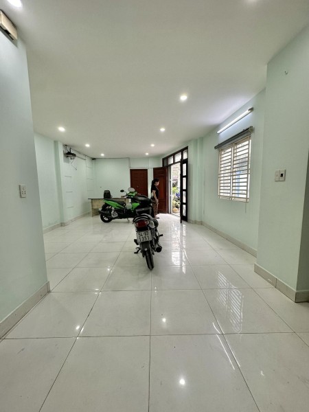 Chủ ngộp 7 tỷ CẦN BÁN GẤP Mặt tiền Nguyễn Ngọc Lộc nở hậu 80m2 2 tầng Phường 14 Quận 10