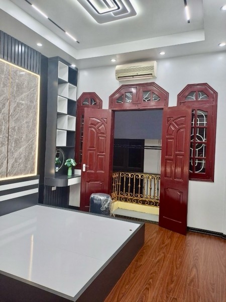 Trung Tâm Cầu Giấy - Nhà đẹp ở ngay - Tặng full nội thất xịn - 43m2 - 8.6tỷ
