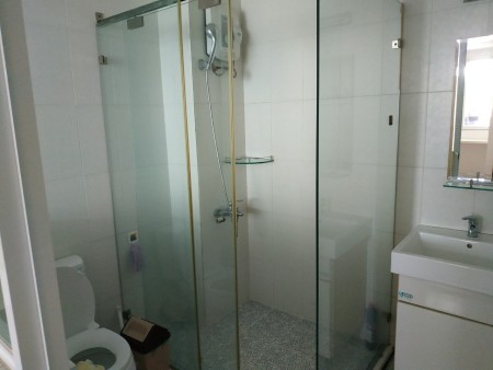 Chung cư Bưu Điện, Lý Thường Kiệt,p14, Quận 10: 90m2,2p ngủ, Nt, 12tr