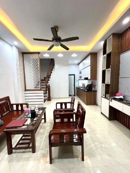 Bán nhà Trung Kính - Bác Chủ Công An Quận Cầu Giấy- 35m2 giá 7.2 tỷ