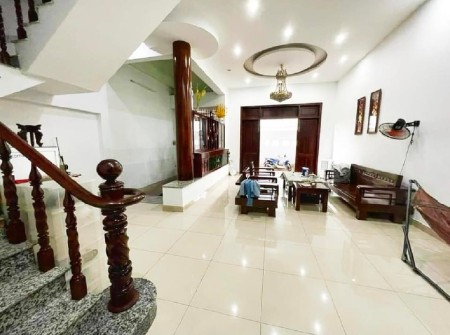 CHỦ GIẢM 1,4 TỶ CÒN 7,9 TỶ, NHÀ 3 TẦNG, MỚI XÂY, 120M2, Cát Lái, Quận 2, TP Thủ Đức