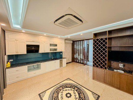 BÁN NHÀ CỰC ĐẸP DỊCH VỌNG - Ô TÔ 7 CHỖ VÀO TẬN CỬA -CHỈ 7,85 TỶ(CÓ THƯƠNG LƯỢNG)