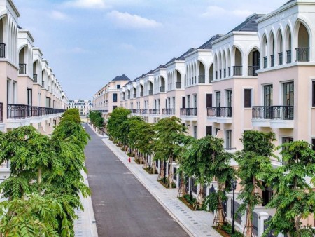 Bán nhà Vinhomes 5 tầng, diện tích từ 52-230m2, giá nhỉnh 6 tỷ có gia lộc. LH 0964561239