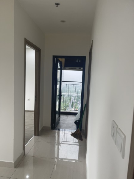 Trống căn 2PN+1.2WC 63m NB Gs2 chỉ 8,5tr/tháng Vinhomes Smart