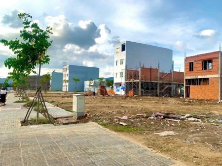 Thanh Toán Trước 700tr/50% Sở Hữu Lô Đất Đô Thị Ngay Trung Tâm Thị Trấn Thủ Thừa - Long An