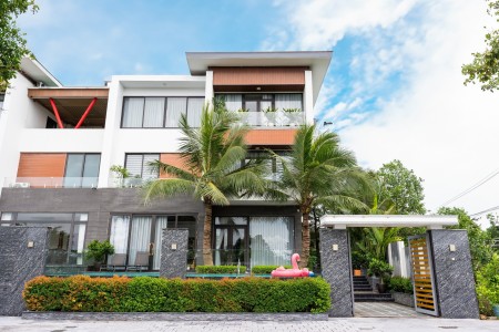 BIỆT THỰ BIỂN 5 TỶ9 TẶNG 1 TỶ TIỀN MẶT - 100M2 -100% SỔ ĐỎ LÂU DÀI