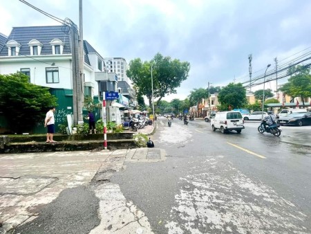 Bán lô góc 43m đường thông oto chạy quanh tại ngã tư Sa Đôi cây xăng Đại Mỗ