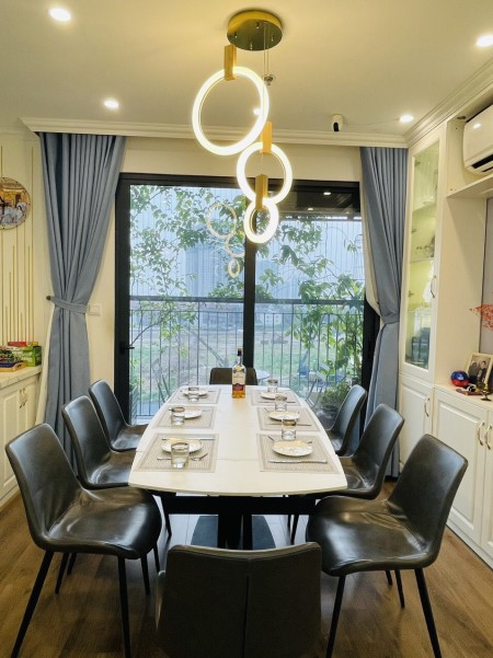 Bán căn hộ 3 PN đầy đủ nội thất 5,15 tỷ bao thuế phí sang tên