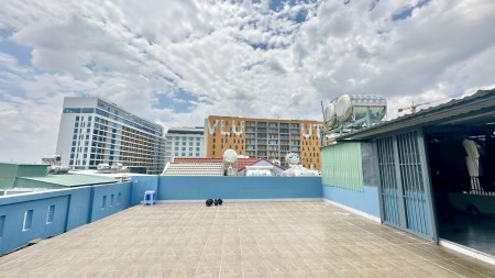 Cho thuê phòng có gác sát cổng Đại Học Văn Lang cs3 đi bộ 1 phút thích hợp ở 1-2 bạn