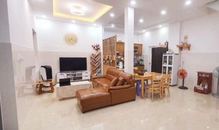 Bán nhà đẹp 3 tầng, gần Huỳnh Tấn Phát, 56m2, dân trí cao, nhỉnh 6 tỷ.