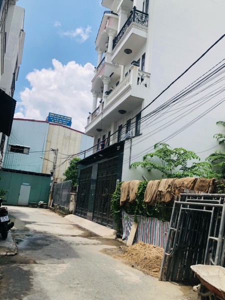 Bán nhà Đẹp Linh Trung Thủ Đức 2 Lầu MT Hẻm Xe Hơi! Giá 4,5Tỷ