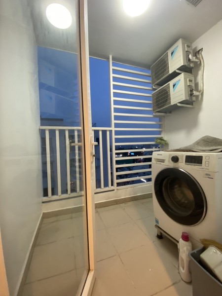 Chung cư Sky center, p2,Tân Bình: 80m2, 2p ngủ, 2wc, Nt, 16tr/th