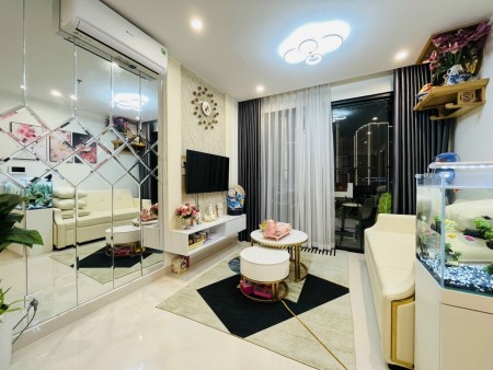 Bán căn hộ 1pn+1 nội thất đẹp view đông nam hút tài lộc. Thành 0912253990