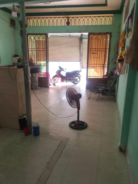 Cần bán gấp nhà 1 trệt 1 lầu ổ Tân Kiên, Bình Chánh