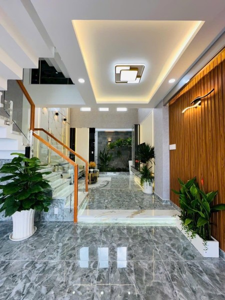 Bán nhà hẻm 947 Lạc Long Quân, phường 8 Tân Bình; 4,3 x 12, HXH 6m