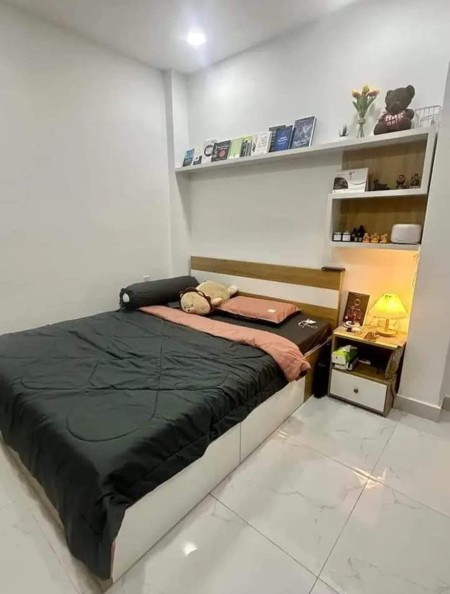 BÁN NHÀ 5 TẦNG 2 MẶT TIỀN, SÁT GIGAMAL, DÒNG TIỀN 30TR/THÁNG, 7.2 X 18; NHỈNH 16 TỶ.