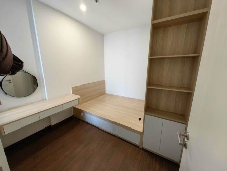 Cho thuê chung cư Saigon Royal, Bến Vân Đồn, Q4: 80m2, 2p ngủ, 2wc, Nt, 23tr