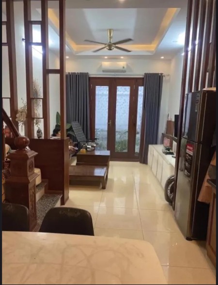 NGÕ 3M BÁN NHÀ ĐƯỜNG CẦU GIẤY, 40m2, 5 tầng, 7.35tỷ