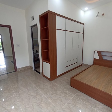Bán nhà chính chủ sổ hồng riêng, Dt 4,5x17, thiết kế trệt hai lầu
