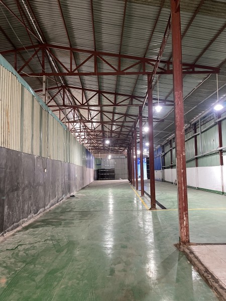 Cho thuê kho xưởng 720m2, đường Liên Phường, P. Phú Hữu, Quận 9, Tp Thủ Đức