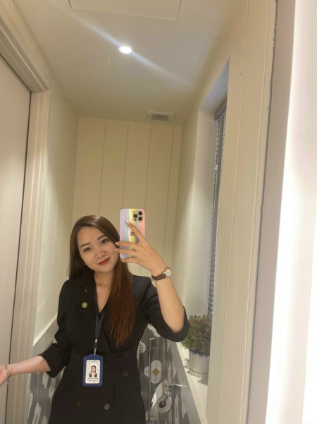 Nguyễn Hằng