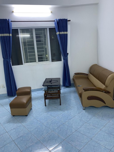 Cần cho thuê gấp căn hộ 203 Nguyễn Trãi Quận 1, DT : 50m2, 1PN, 1WC, Giá : 8.5 tr/tháng,